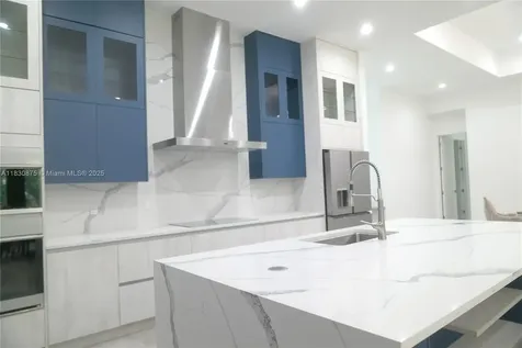 209 35th Avenue NW Naples FL 34120