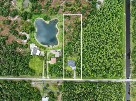 209 35th Avenue NW Naples FL 34120