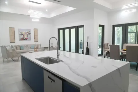 209 35th Avenue NW Naples FL 34120