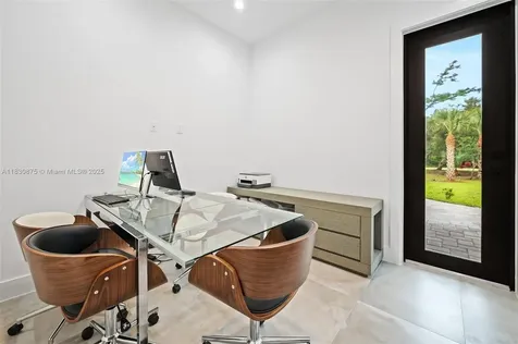 209 35th Avenue NW Naples FL 34120