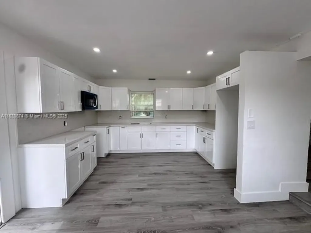 1108 SW 22nd Avenue Fort Lauderdale FL 33312