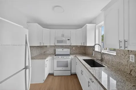 11504 SW 226th Street Miami FL 33170