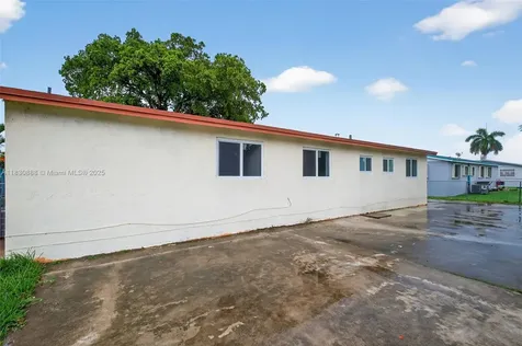 11504 SW 226th Street Miami FL 33170