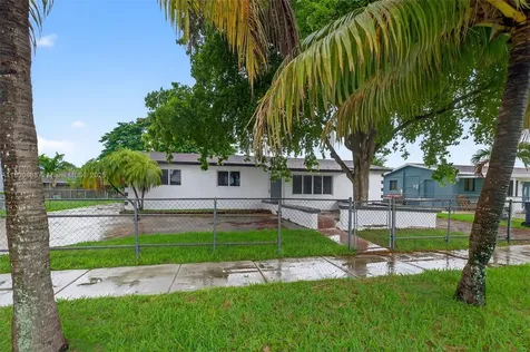 11504 SW 226th Street Miami FL 33170