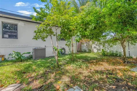 1330 NW 56th Street Miami FL 33142