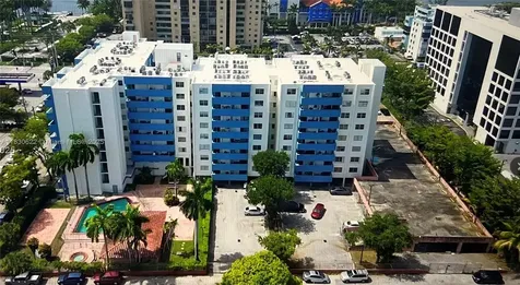 5050 NW 7th Street Miami FL 33126