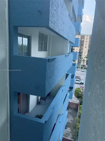 5050 NW 7th Street Miami FL 33126