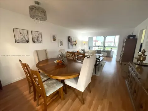 8951 Sunrise Lakes Boulevard Sunrise FL 33322