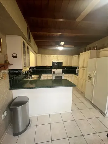 2815 SW 36th Avenue Miami FL 33133