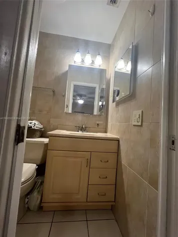 2815 SW 36th Avenue Miami FL 33133
