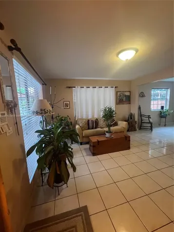 2815 SW 36th Avenue Miami FL 33133