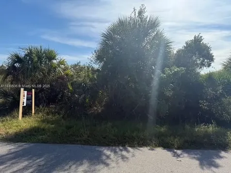 3207 53rd Street W Lehigh Acres FL 33971