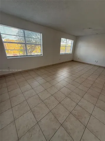 1305 W 53rd Street Hialeah FL 33012