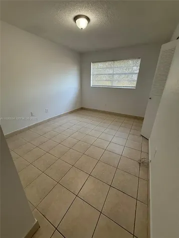 1305 W 53rd Street Hialeah FL 33012