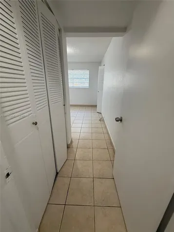 1305 W 53rd Street Hialeah FL 33012