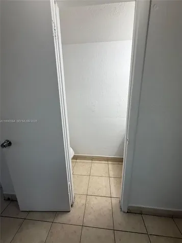 1305 W 53rd Street Hialeah FL 33012