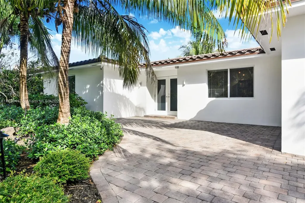 20701 NE 21st Court Miami FL 33179