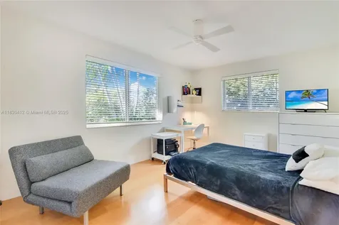 20701 NE 21st Court Miami FL 33179
