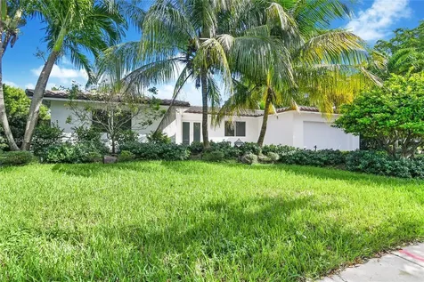 20701 NE 21st Court Miami FL 33179