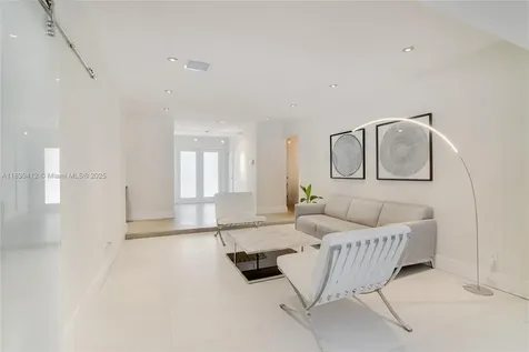 20701 NE 21st Court Miami FL 33179