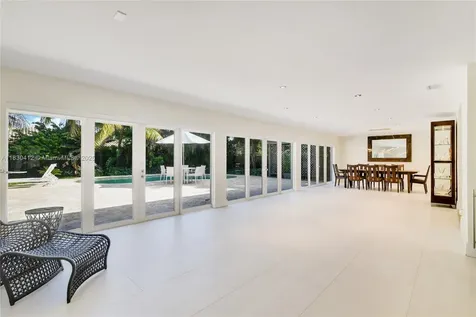 20701 NE 21st Court Miami FL 33179