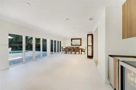 20701 NE 21st Court Miami FL 33179