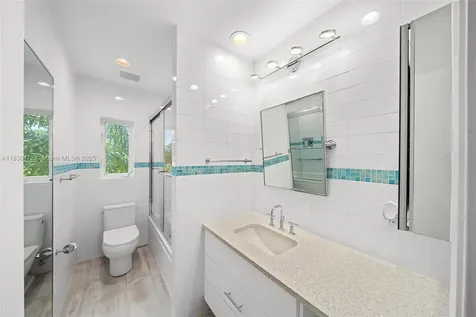 6001 N Bay Road Miami Beach FL 33140