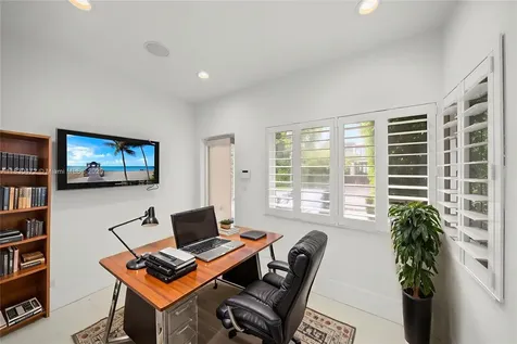 6001 N Bay Road Miami Beach FL 33140