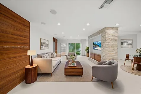 6001 N Bay Road Miami Beach FL 33140