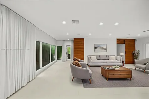6001 N Bay Road Miami Beach FL 33140