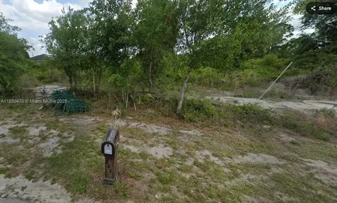 808 Frederick Reid Street E Lehigh Acres FL 33974