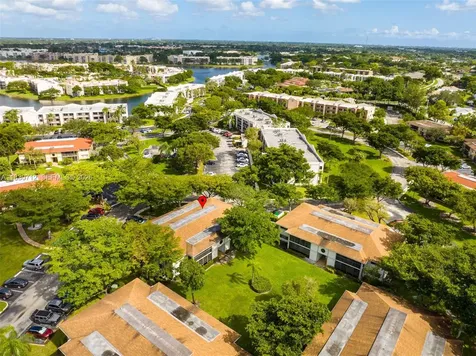 10869 W Clairmont Circle Tamarac FL 33321