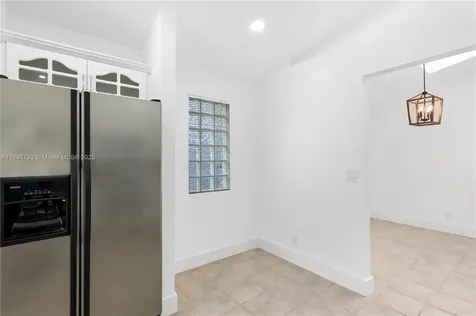 324 NW 107th Avenue Pembroke Pines FL 33026