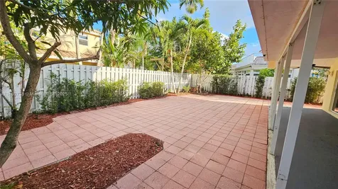 1336 NW 129th Way Sunrise FL 33323