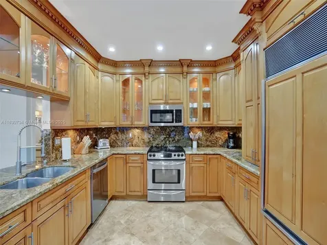 12401 SW 77th Street Miami FL 33183