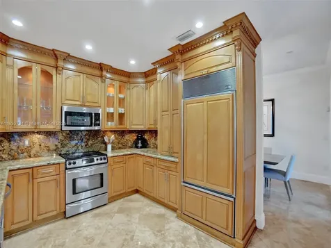 12401 SW 77th Street Miami FL 33183
