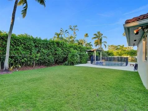 12401 SW 77th Street Miami FL 33183
