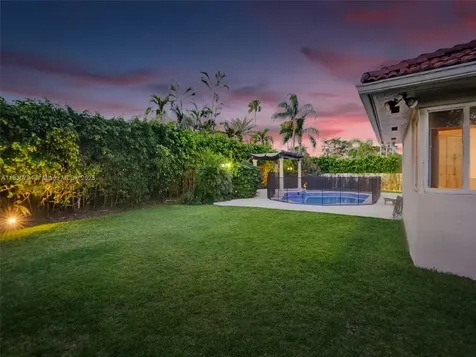 12401 SW 77th Street Miami FL 33183