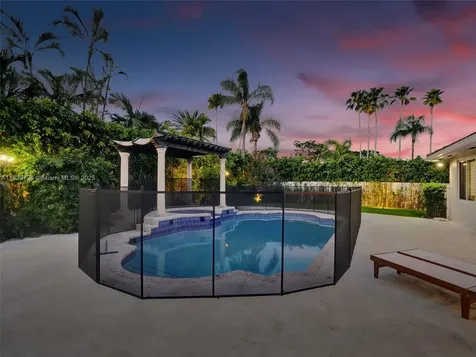 12401 SW 77th Street Miami FL 33183