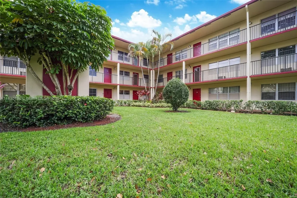 251 SW 134th Way Pembroke Pines FL 33027