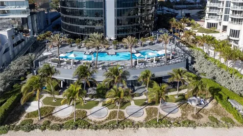 18555 Collins Avenue Sunny Isles Beach FL 33160