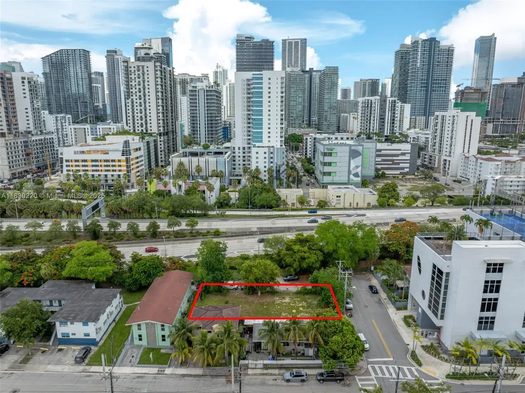 367 SW 11th Street Miami FL 33130