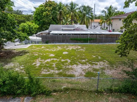 367 SW 11th Street Miami FL 33130