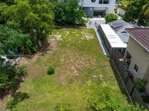 367 SW 11th Street Miami FL 33130