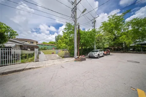 367 SW 11th Street Miami FL 33130