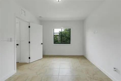 36 NW 52nd Street Miami FL 33127