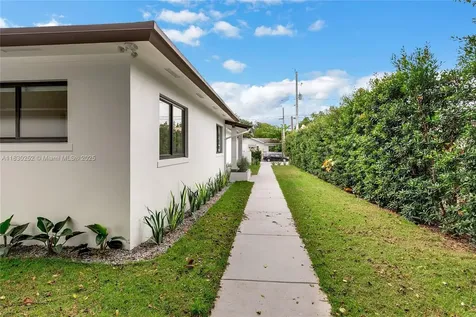 36 NW 52nd Street Miami FL 33127