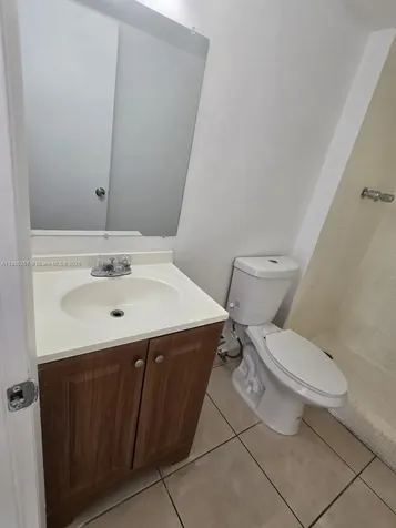 486 NW 165th Street Road Miami FL 33169
