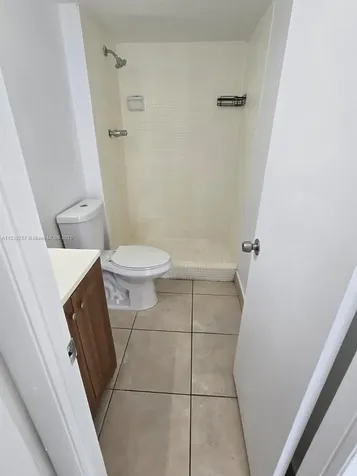 486 NW 165th Street Road Miami FL 33169