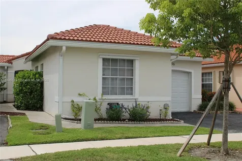 936 SW 180th Terrace Pembroke Pines FL 33029